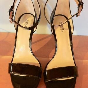 MICHAEL Kors Black Patent Sienna Sandal Size 6.5